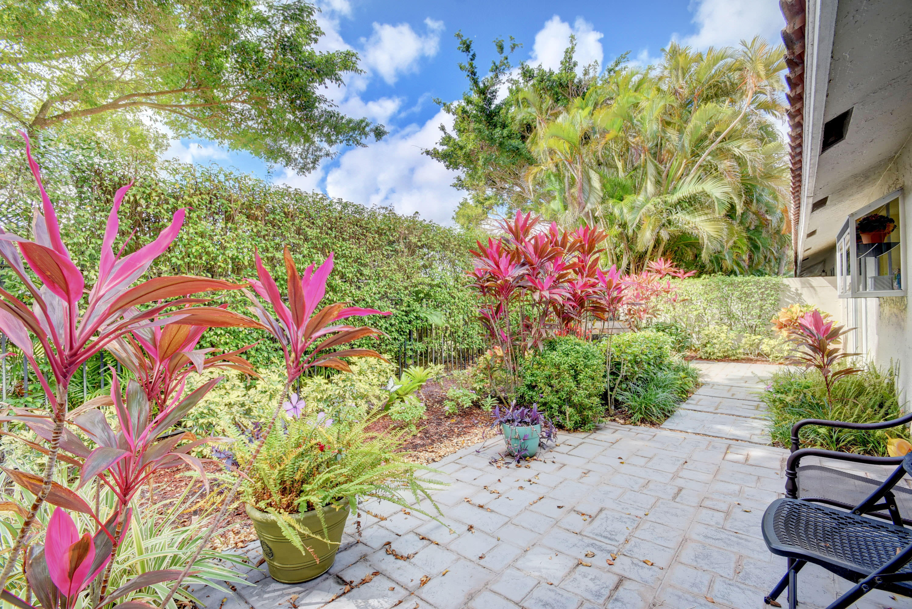 2254 Northwest 52nd Street Boca Raton, FL 33496 - Photo 23 of 28
