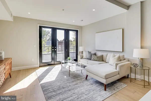 $599,000 | 207 Florida Avenue Northwest, Unit 3, Washington, DC 20001