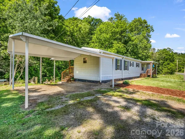 $165,000 | 8 Don Felmet Road, Leicester, NC 28748