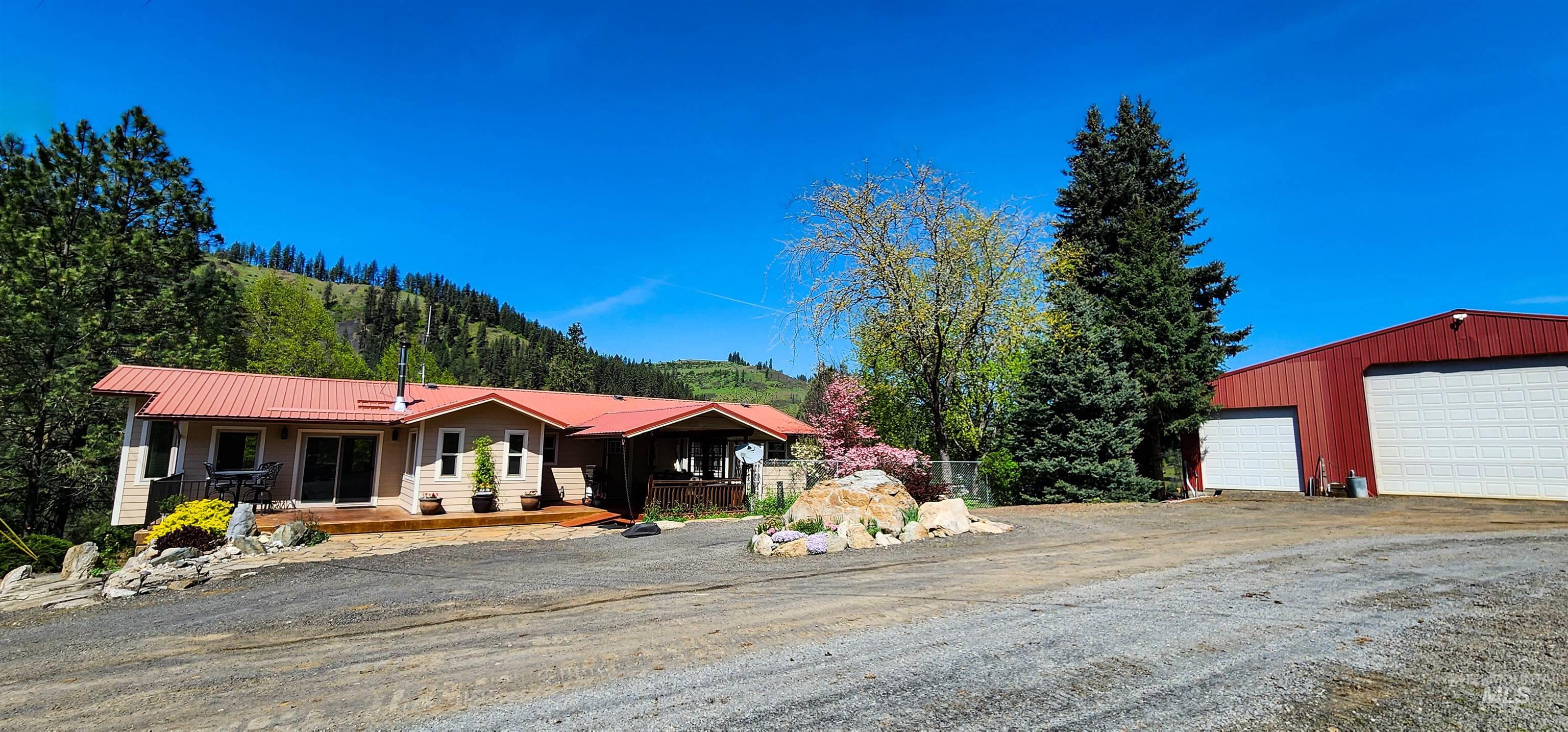 106 Newsome Street Stites, ID 83552 - Photo 4 of 39