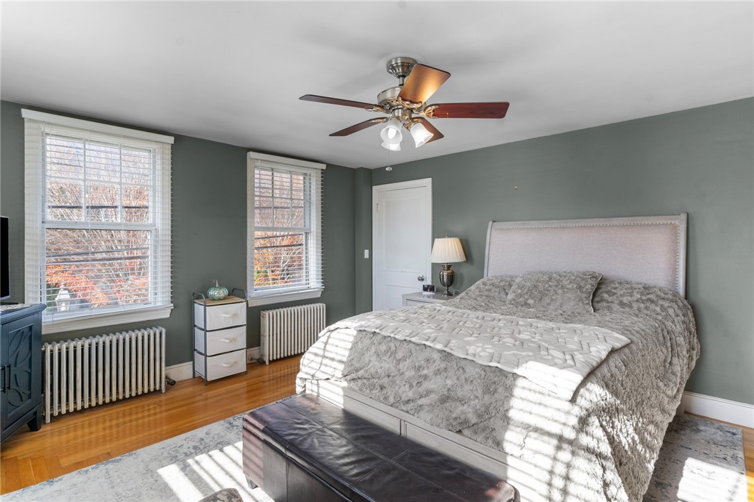 282 Thames Street Bristol, RI 02809 - Photo 16 of 50