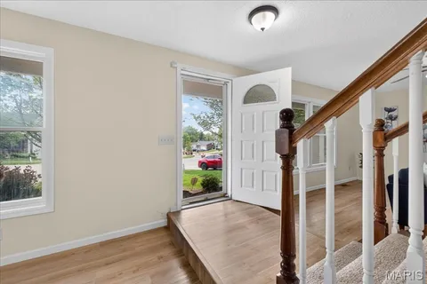 $350,000 | 12228 Glenpark Drive, Maryland Heights, MO 63043