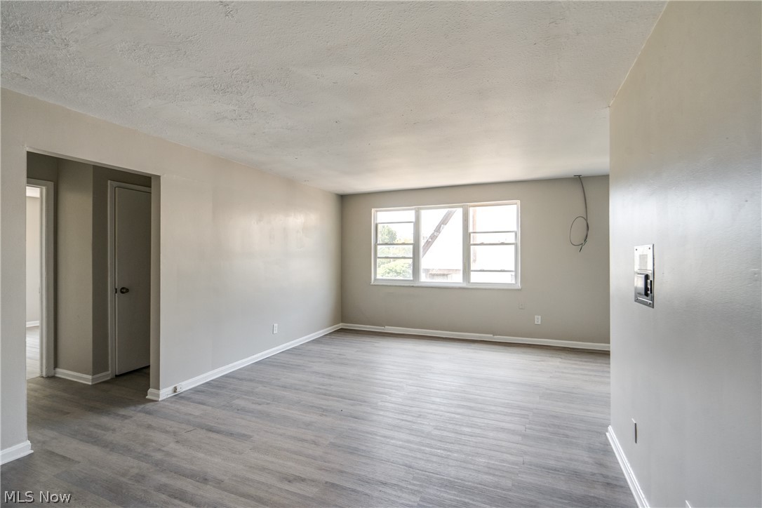 2885 Hampton Road Cleveland, OH 44120 - Photo 12 of 13 Gallery Image 12