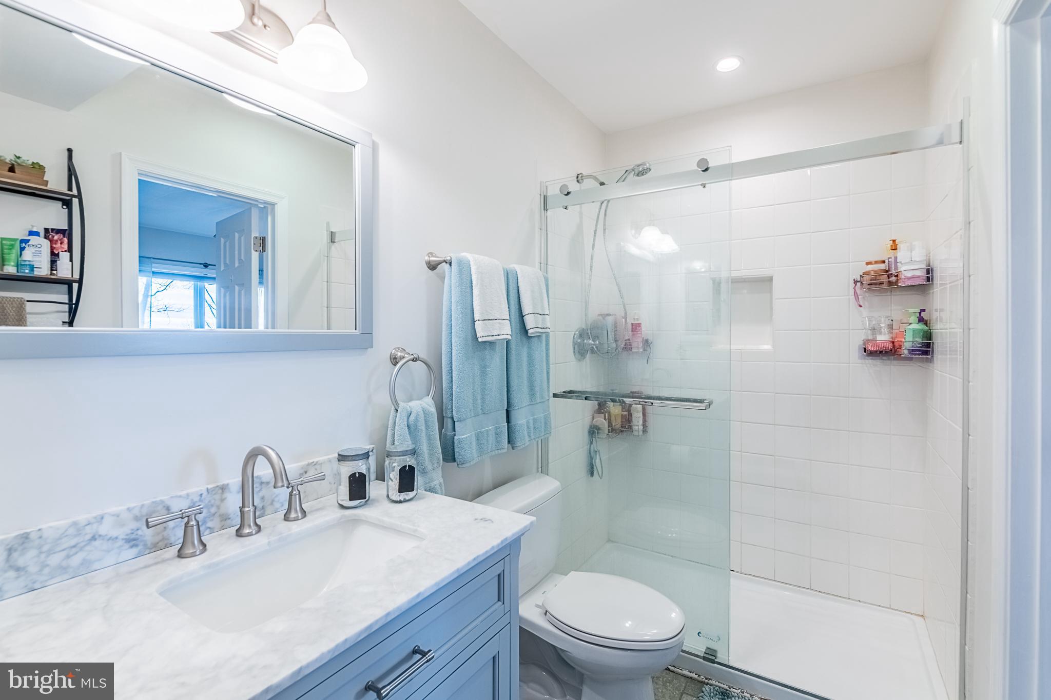 500 Delicious Road Linden, VA 22642 - Photo 42 of 91 3rd Full Bath