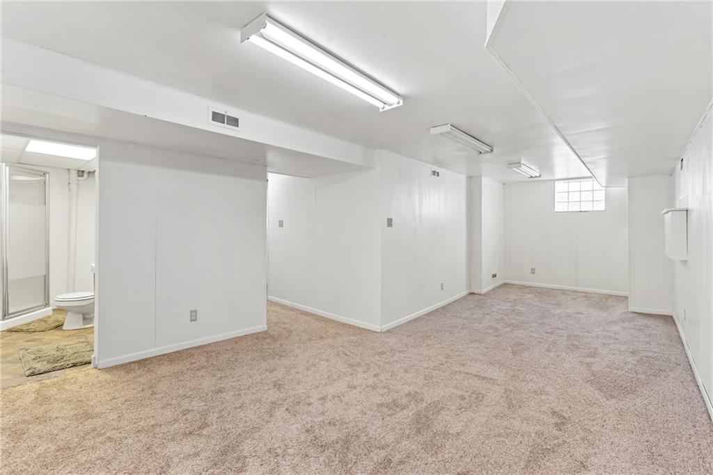 1011 Silver Lane McKees Rocks, PA 15136 - Photo 19 of 25 Gallery Image 19