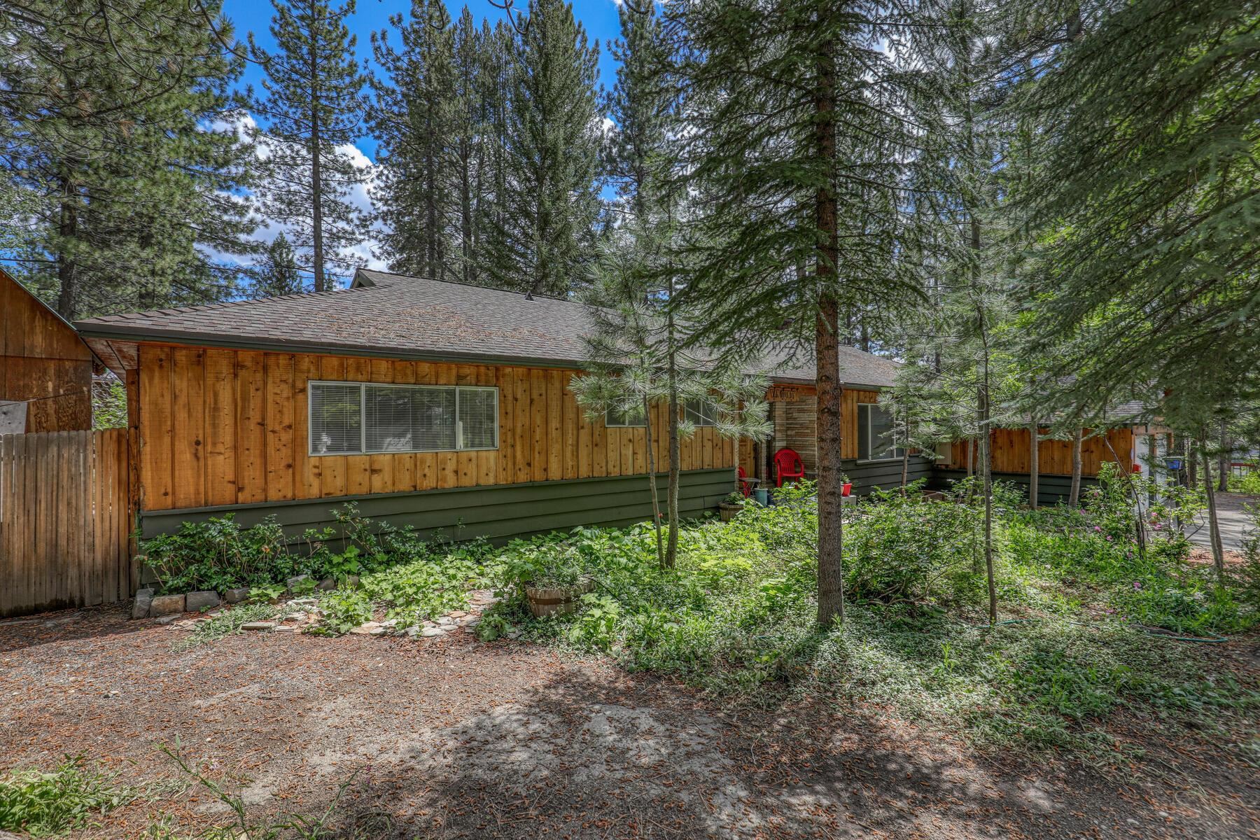 10191 Donner Trail Road Truckee, CA 96161 - Photo 3 of 21 Gallery Image 3