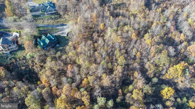 a view of outside area