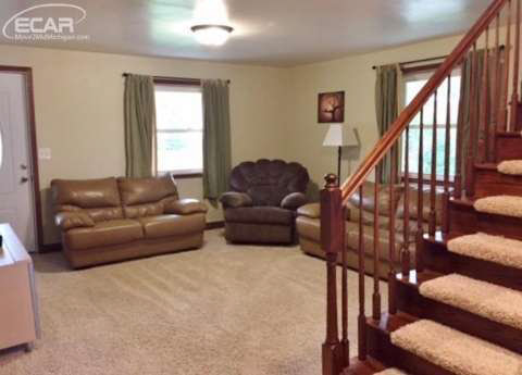 5571 Wilson Road Columbiaville, MI 48421 - Photo 6 of 37 20442193-5.JPG