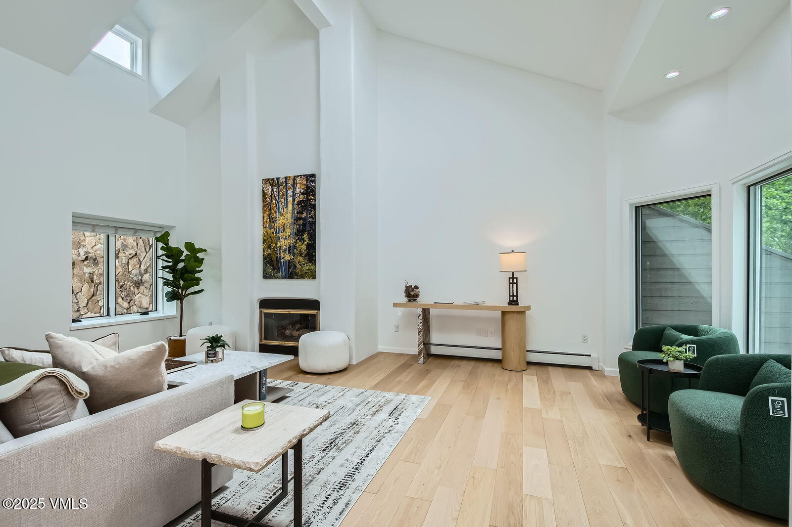 1359 Greenhill Court, Unit E Vail, CO 81657 - Photo 17 of 38 1359 greenhill court - Web Quality - 006