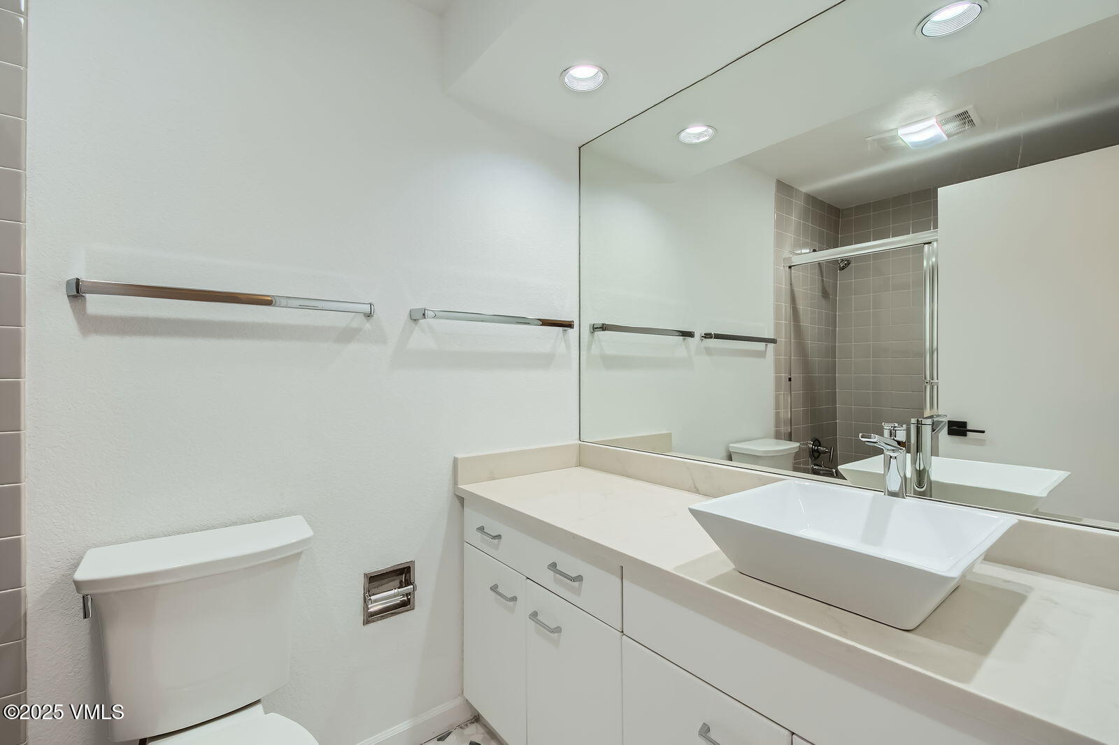 1359 Greenhill Court, Unit E Vail, CO 81657 - Photo 31 of 38 1359 greenhill court - Web Quality - 024