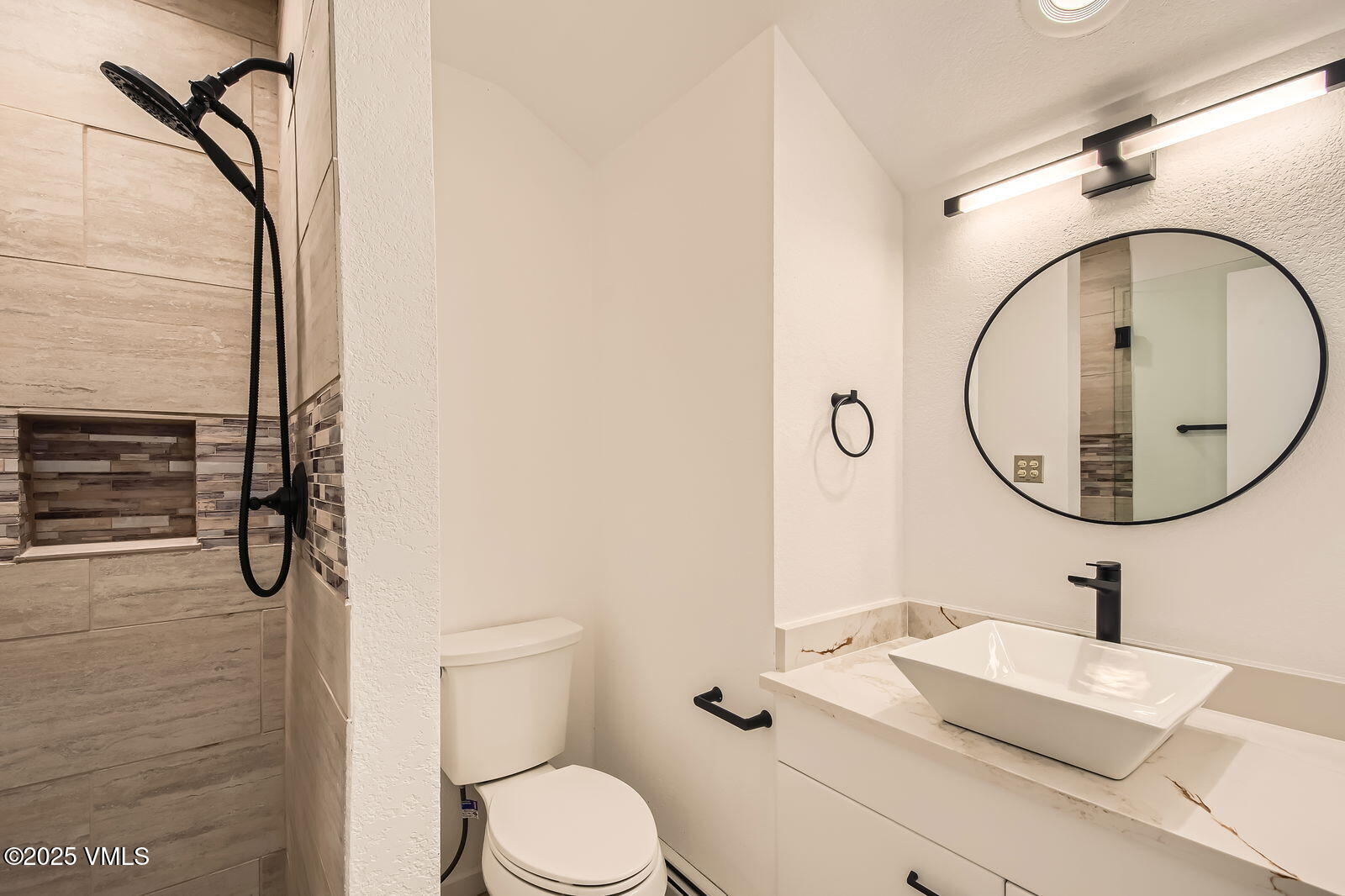 1359 Greenhill Court, Unit E Vail, CO 81657 - Photo 9 of 38 1359 greenhill court - Web Quality - 019