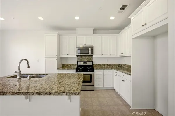 $2,900 | 2880 East Via Fiano, Ontario, CA 91764