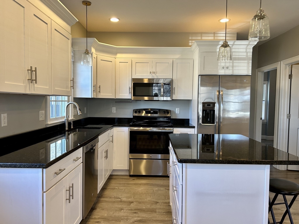 127 Bridge Street, Unit 1R Beverly, MA 01915 - Photo 3 of 14