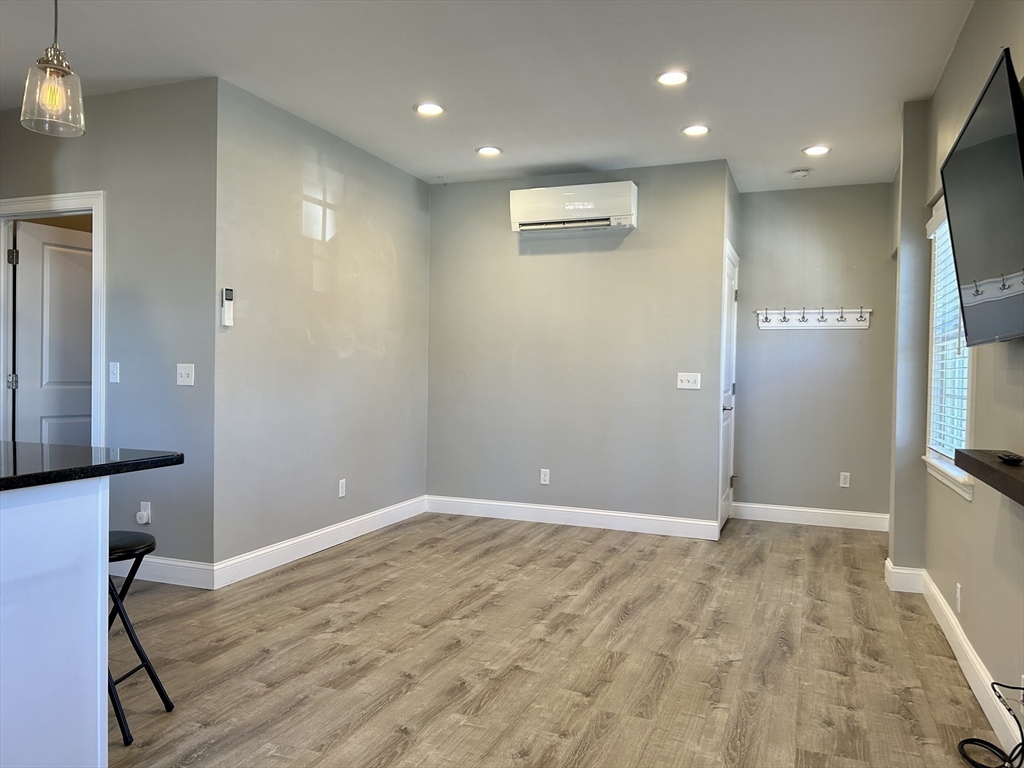 127 Bridge Street, Unit 1R Beverly, MA 01915 - Photo 6 of 14