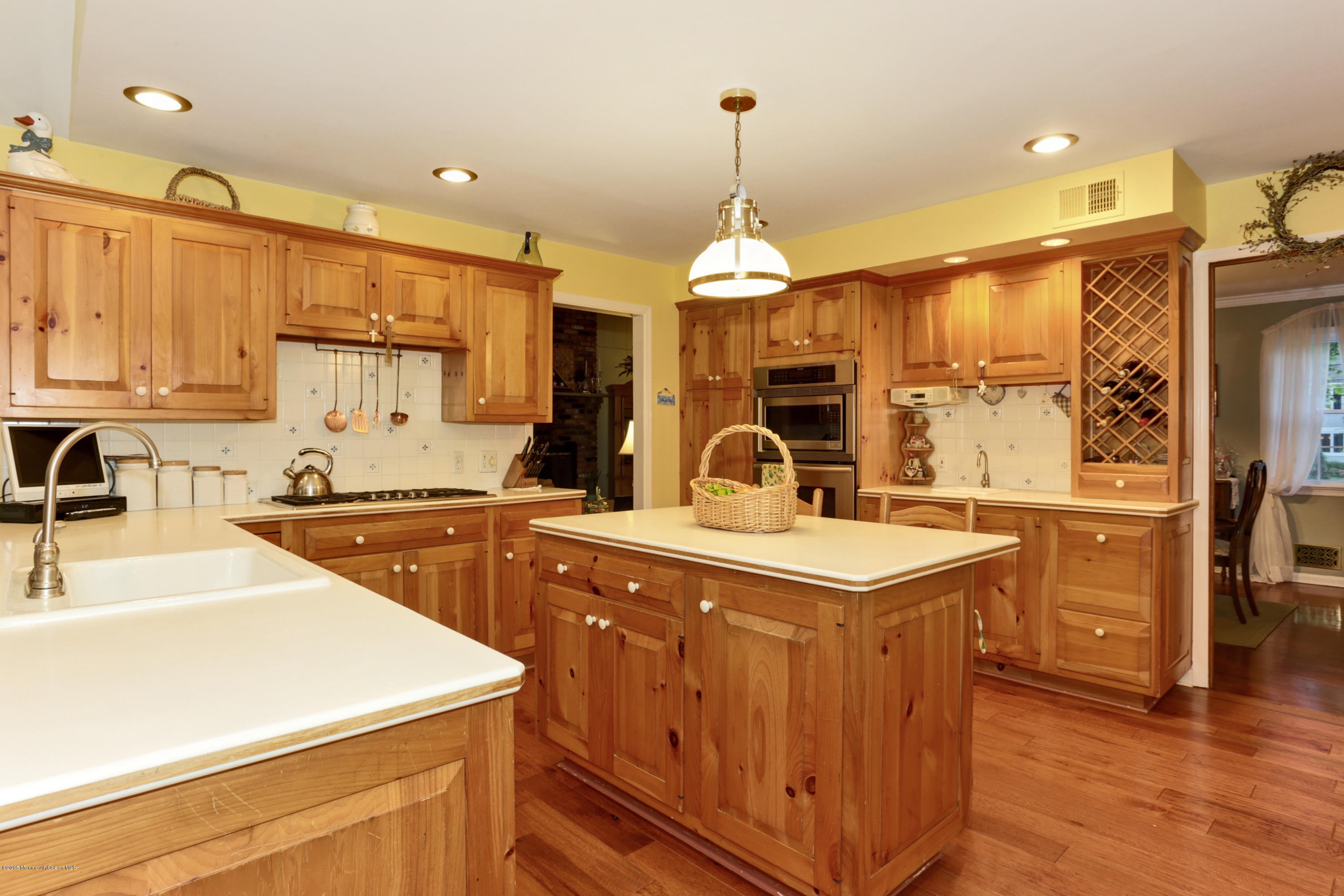 5 Tall Timber Road Middletown, NJ 07748 - Photo 14 of 29 5_tall_timber_rd_MLS_HID1062355_ROOMkitc