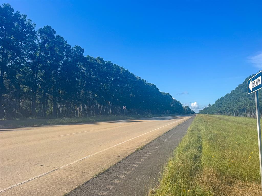 1 Highway 165 Kinder, LA 70648 - Photo 5 of 15 a view of a yard