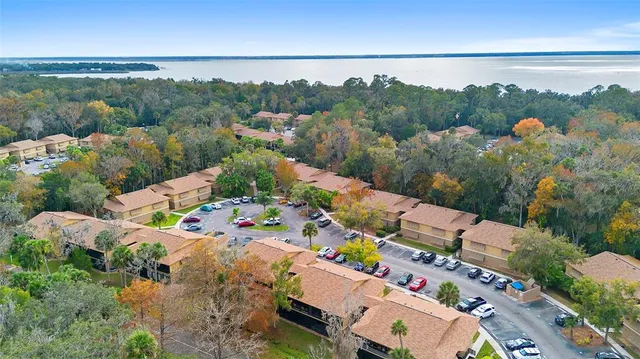 a view of a pathway of a house with backyard