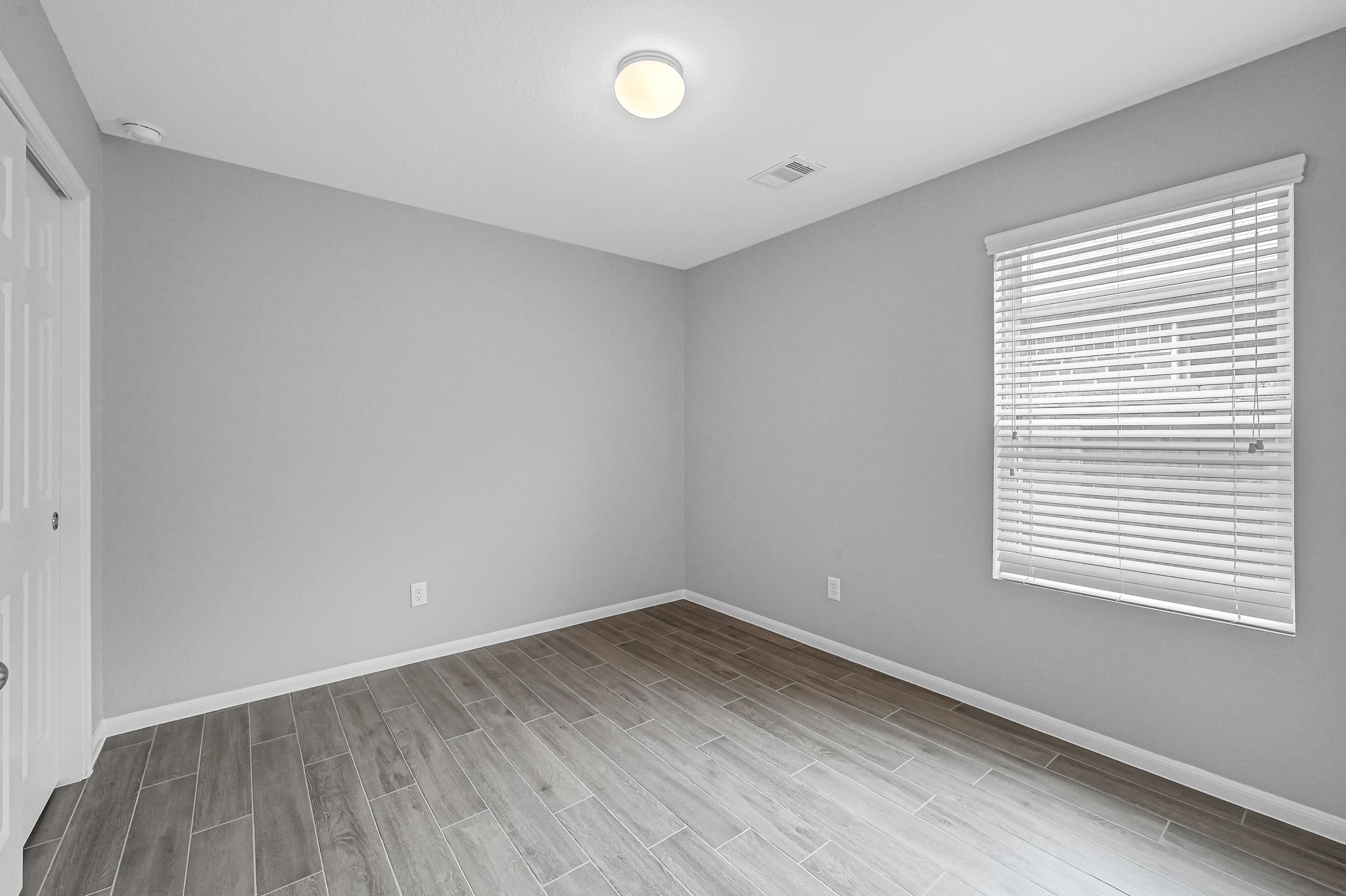 20039 Sunshine Ridge Lane Cypress, TX 77429 - Photo 13 of 22 Third bedroom with natural light and great space located at the right side of the property