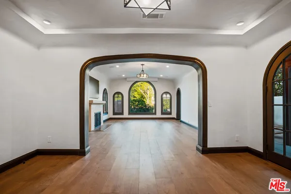 $8,750 | 4265 Denny Avenue, Toluca Lake, CA 91602