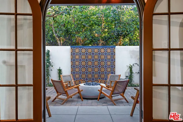 $8,750 | 4265 Denny Avenue, Toluca Lake, CA 91602