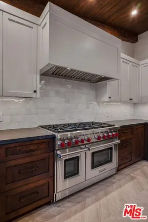 $8,750 | 4265 Denny Avenue, Toluca Lake, CA 91602