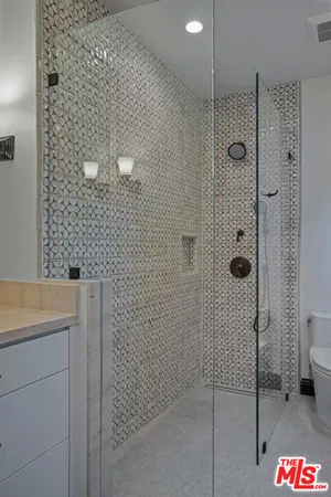 $8,750 | 4265 Denny Avenue, Toluca Lake, CA 91602