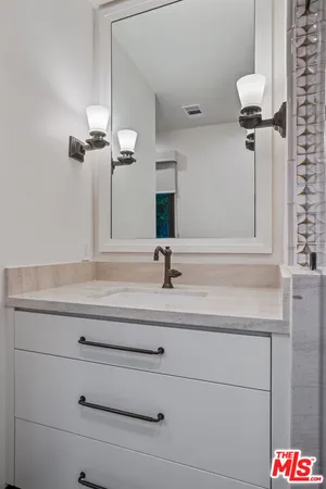 $8,750 | 4265 Denny Avenue, Toluca Lake, CA 91602