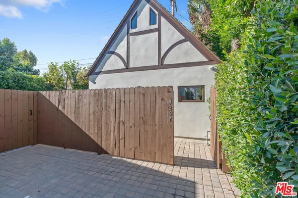 $8,750 | 4265 Denny Avenue, Toluca Lake, CA 91602