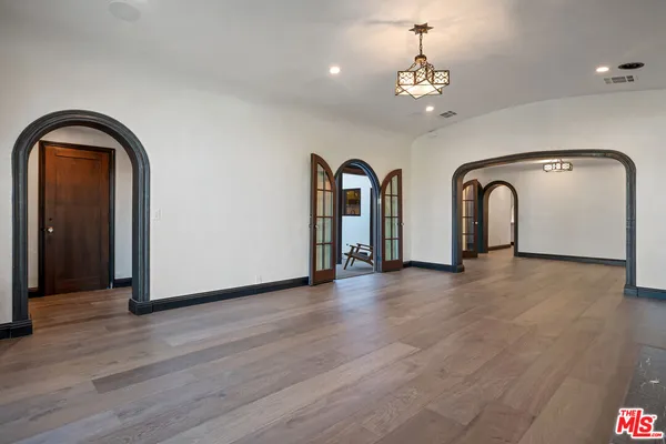 $8,750 | 4265 Denny Avenue, Toluca Lake, CA 91602