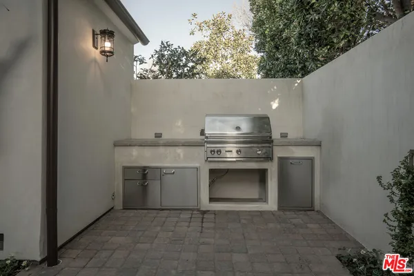 $8,750 | 4265 Denny Avenue, Toluca Lake, CA 91602