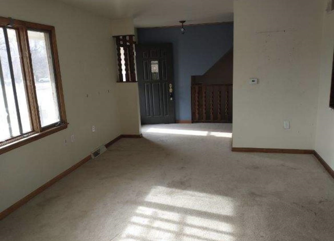 708 9th Street La Crosse, KS 67548 - Photo 3 of 9