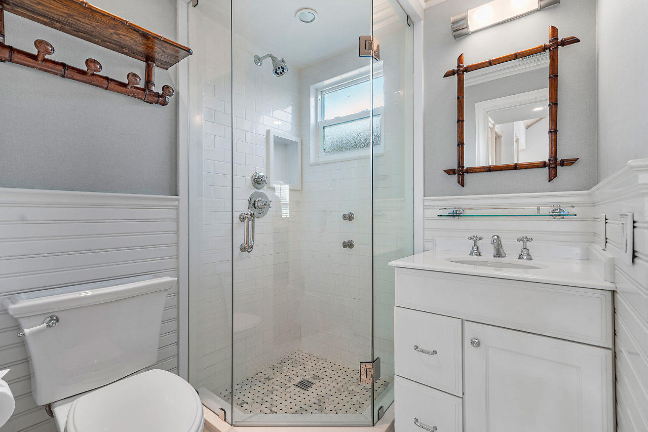 149 Root Trail Palm Beach, FL 33480 - Photo 14 of 35 014-149RootTrail-PalmBeach-FL-small