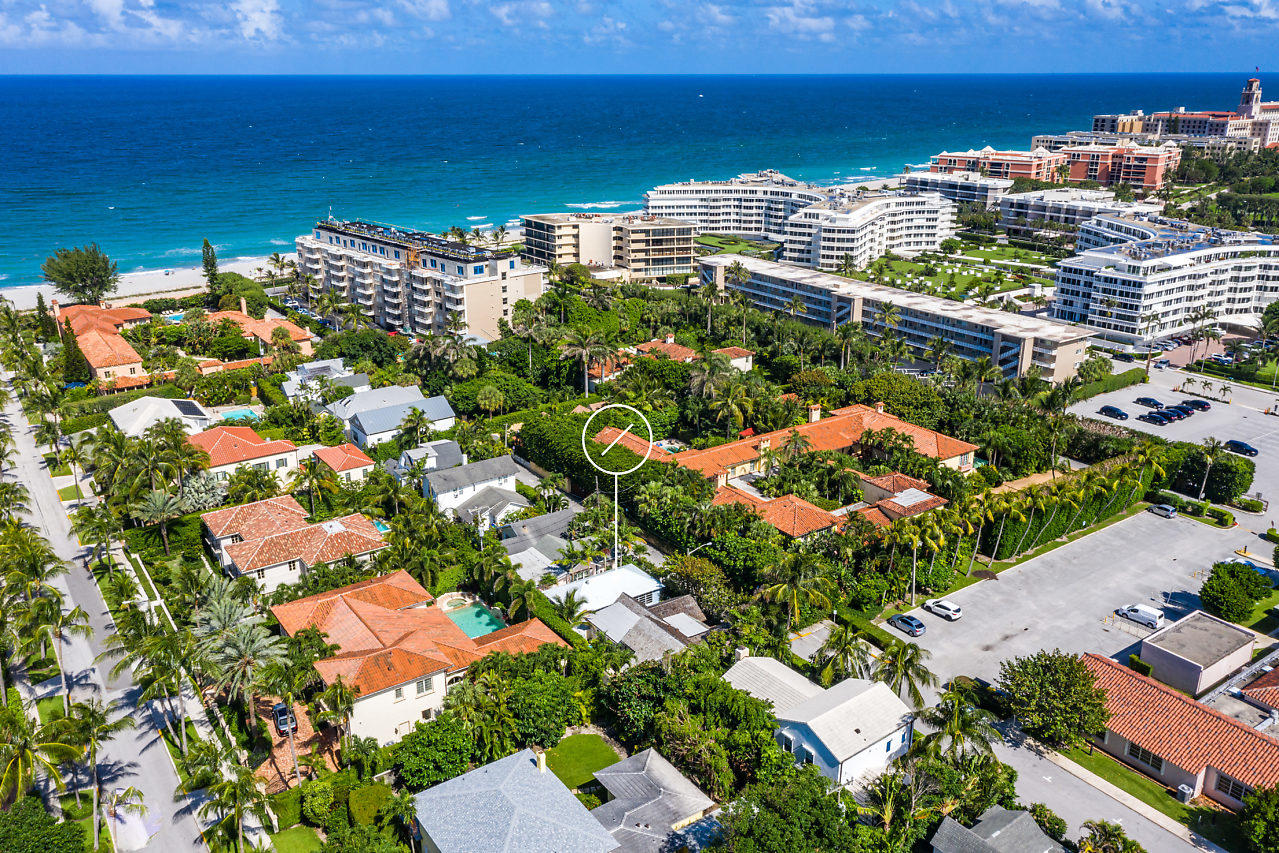 149 Root Trail Palm Beach, FL 33480 - Photo 24 of 35 029-149RootTrail-PalmBeach-FL-small