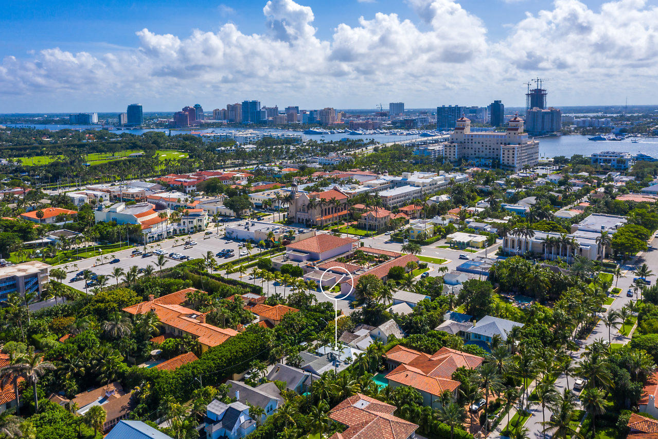 149 Root Trail Palm Beach, FL 33480 - Photo 25 of 35 031-149RootTrail-PalmBeach-FL-small