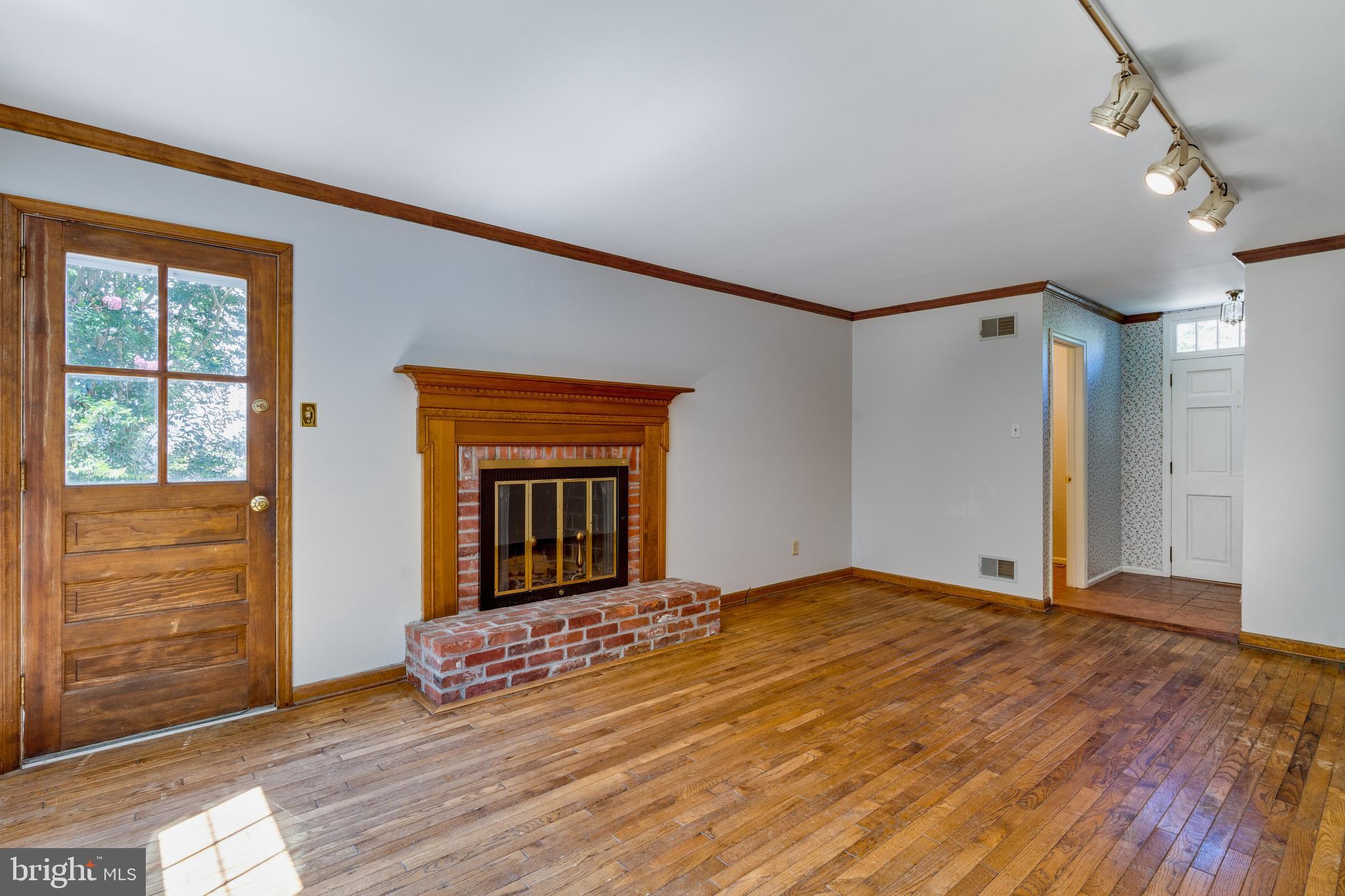 306 Old Lancaster Road Devon, PA 19333 - Photo 9 of 23