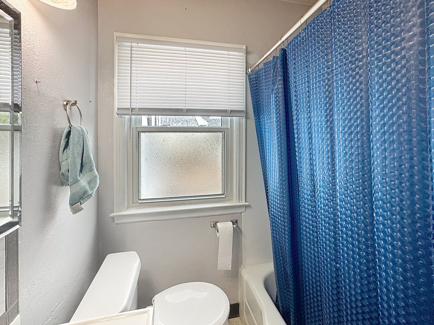 513 40th Street East Moline, IL 61244 - Photo 17 of 26