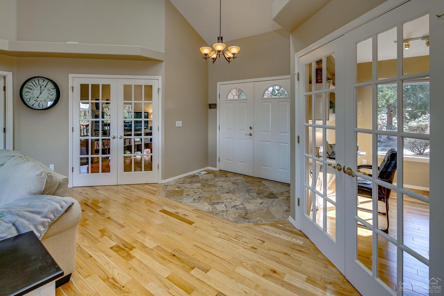 818 Widgeon Road Redmond, OR 97756 - Photo 13 of 25 Additional Photo