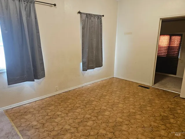 $375,000 | 5829 3rd Avenue, Nampa, ID 83686