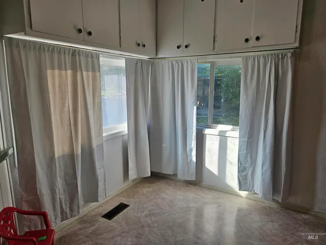 $375,000 | 5829 3rd Avenue, Nampa, ID 83686