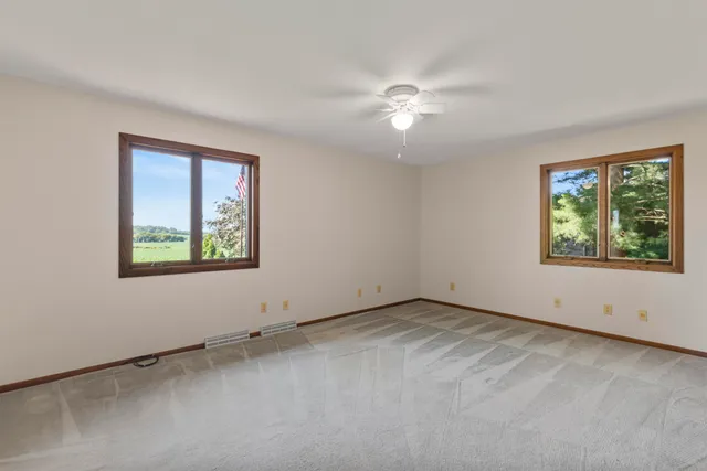 $799,999 | 5572 Stable View Lane, Fitchburg, WI 53575