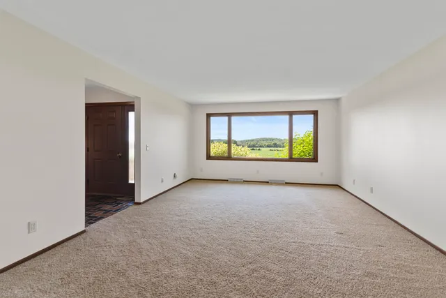 $799,999 | 5572 Stable View Lane, Fitchburg, WI 53575