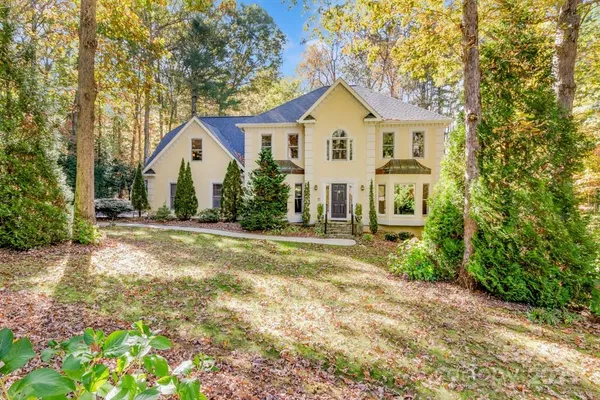 $899,000 | 107 Sunningdale Drive, Flat Rock, NC 28731