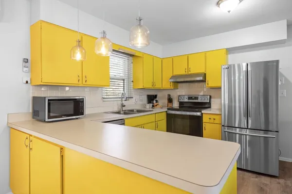 $699,900 | 48103 Walnut Avenue, New Buffalo, MI 49117