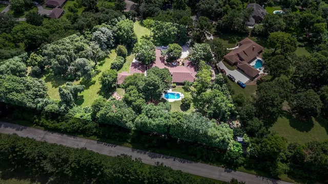 $999,999 | 18926 Wildrose Lane, Tomball, TX 77377