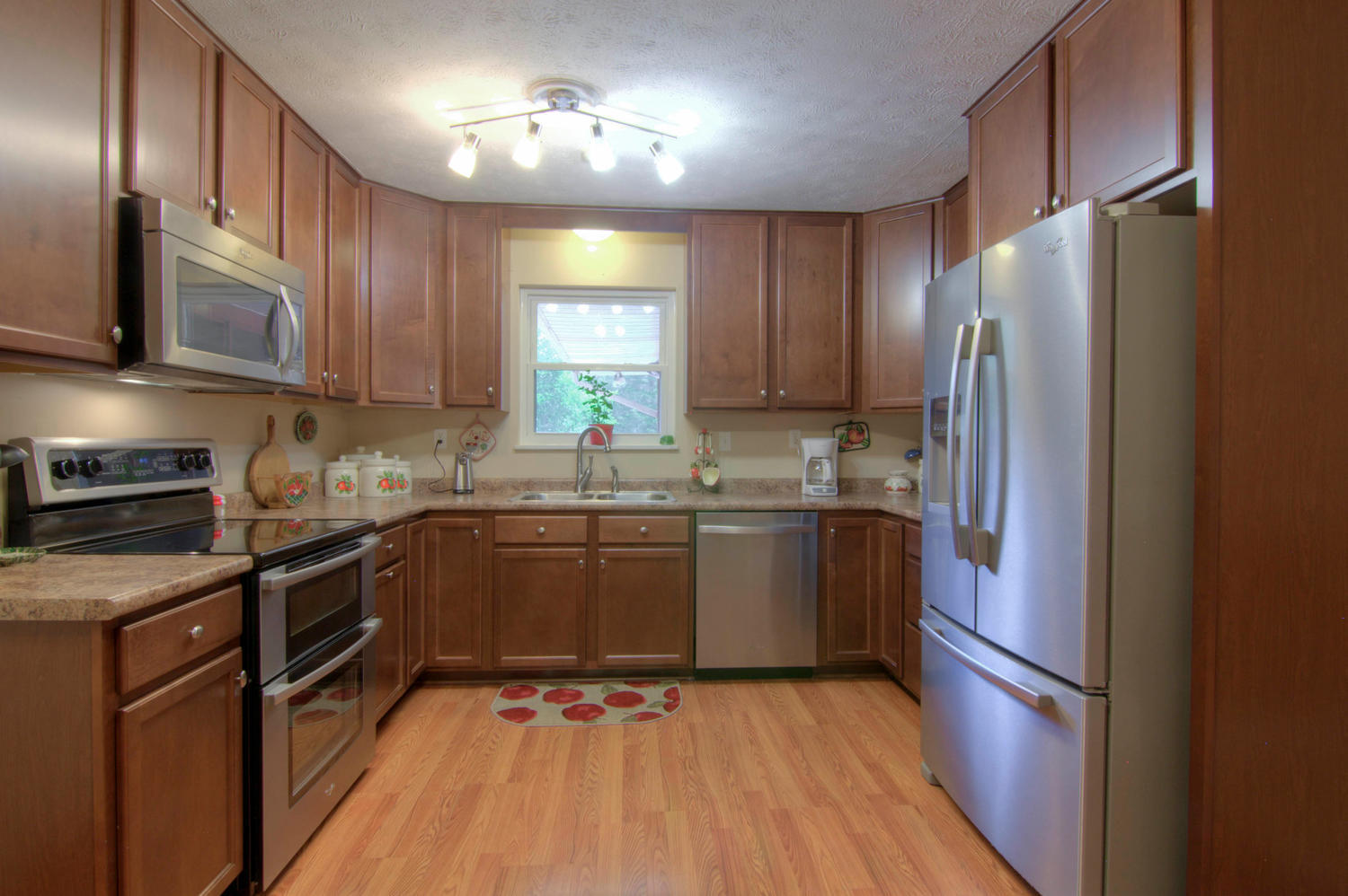 316 Fancy Meadows Road Strawberry Plains, TN 37871 - Photo 7 of 37 316 Fancy Meadows Rd-large-012-20-Kitche