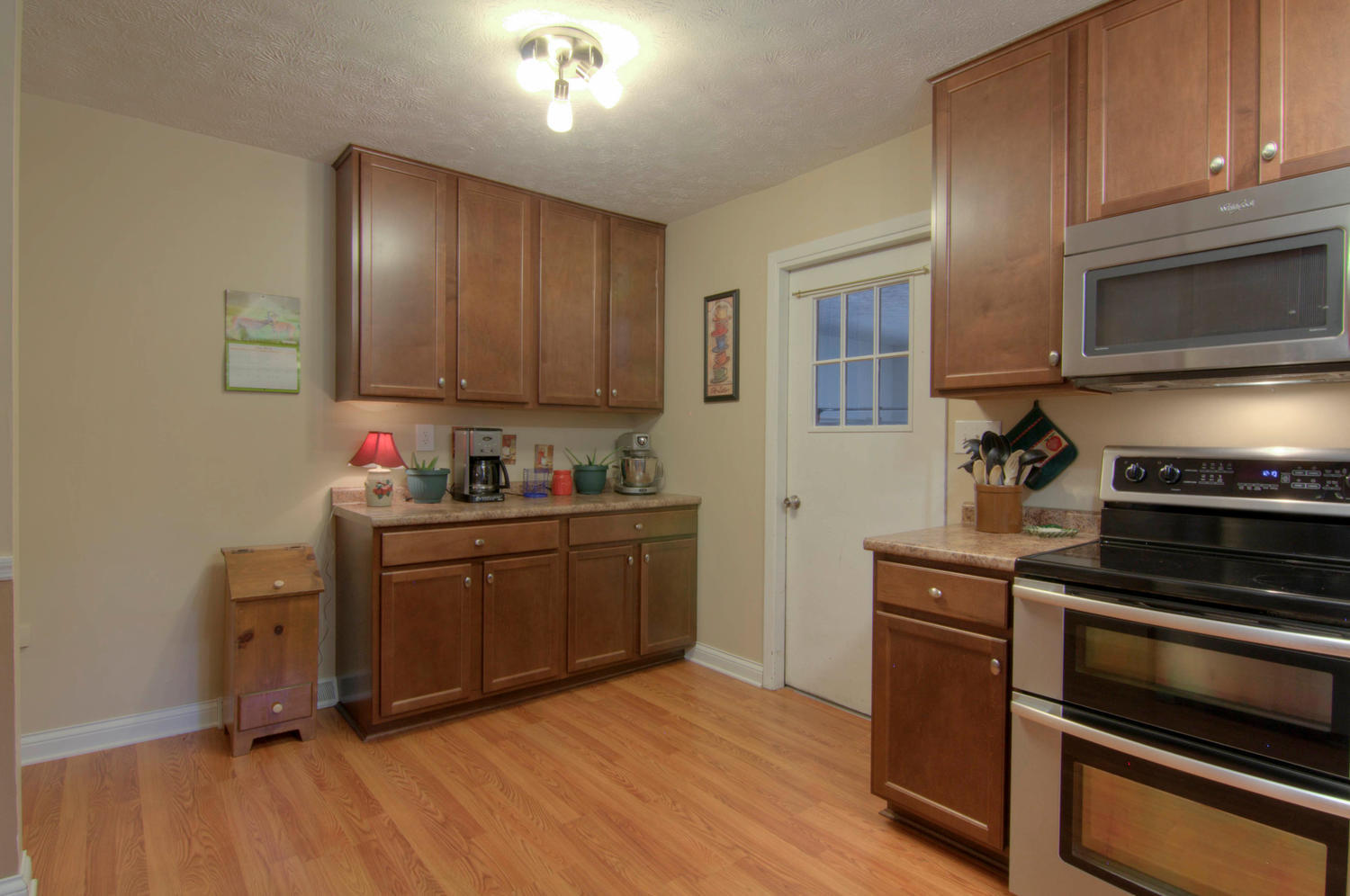 316 Fancy Meadows Road Strawberry Plains, TN 37871 - Photo 9 of 37 316 Fancy Meadows Rd-large-013-8-Kitchen