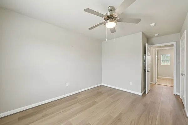 $1,100 | 254 Plez Morgan Drive, Unit F, Montgomery, TX 77356
