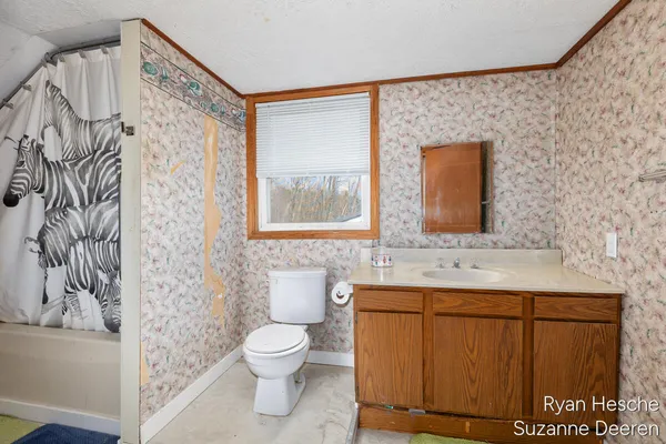 $249,900 | 10565 Bell Road, Clarksville, MI 48815