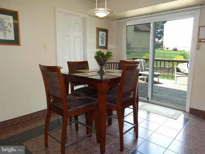 4274 Remo Crescent Road Bensalem, PA 19020 - Photo 7 of 25 Kitchen