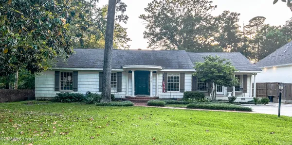 $440,000 | 3927 Eastline Drive, Jackson, MS 39211